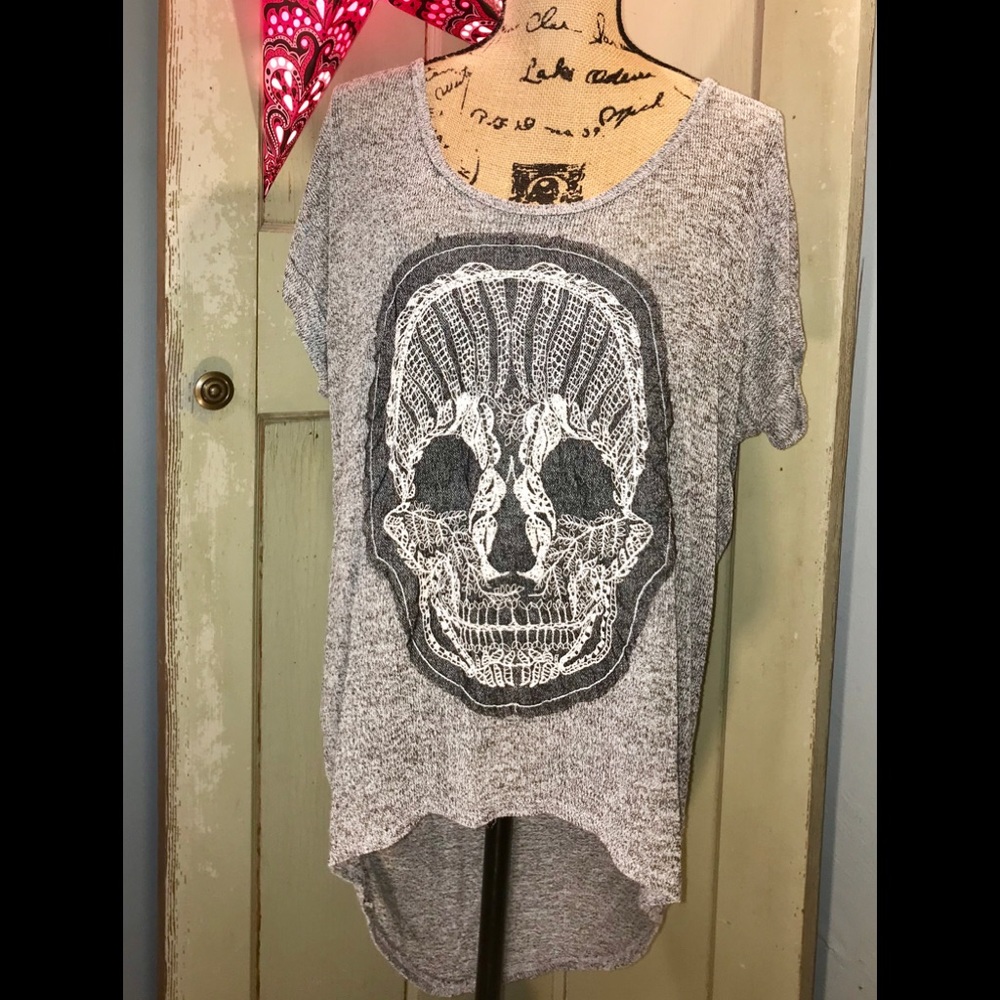 LAST CHANCE SALE! Embroidered Skull Tee